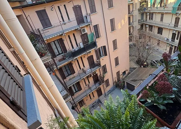 Claire - De Angeli Metro & Citylife Apartment *