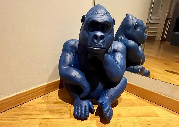 Modern Openspace In Piazza Repubblica Near To Via Montenapoleone *