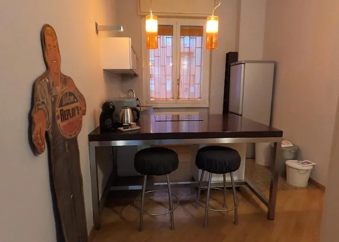 Modern Openspace In Piazza Repubblica Near To Via Montenapoleone Appartamento