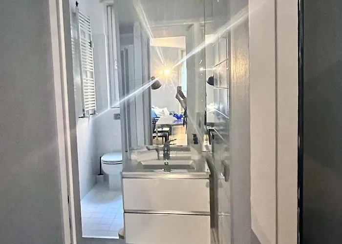 Modern Openspace In Piazza Repubblica Near To Via Montenapoleone