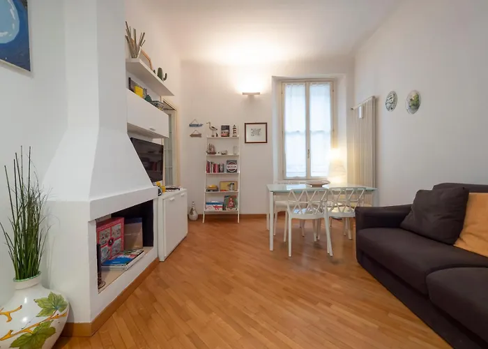 Xenia - Cozy Two-rooms In Corso Vercelli דירה *