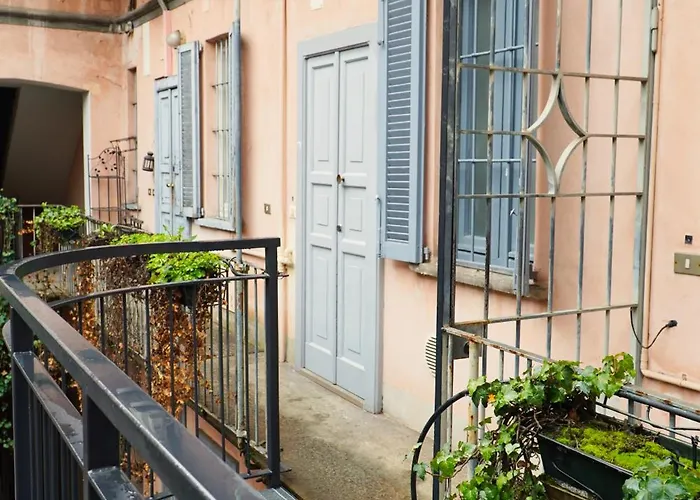 Sant'ambrogio Historic - In Front Of Cattolica Апартаменты Милан