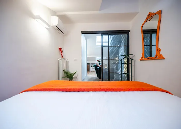 Sovoy Porta Romana Apartment