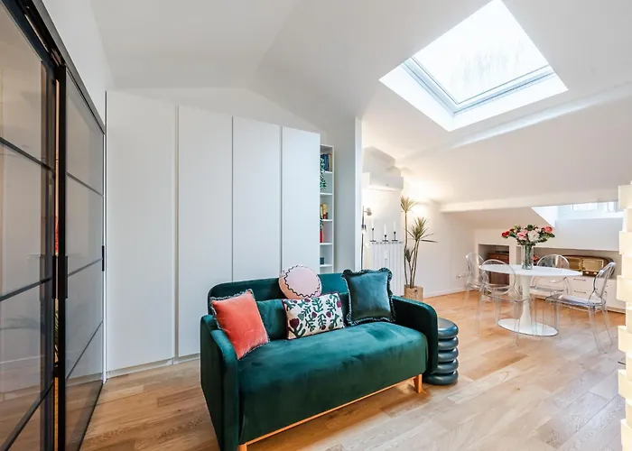 Sovoy Porta Romana Apartment *