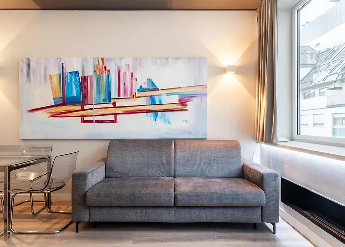 Easyhomes-city Centre *