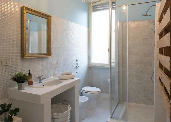 Exclusive Deluxe Between Duomo & San Siro *