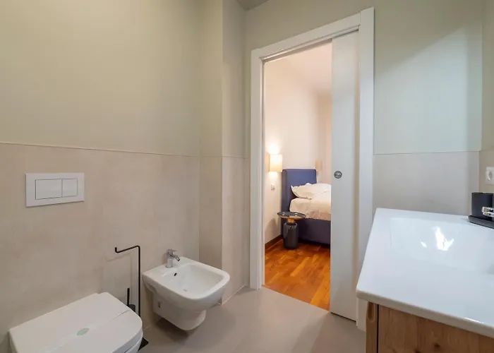 Spacious 2bdr With Balcony Arco-sempione Area, By Rentopolis Apartment