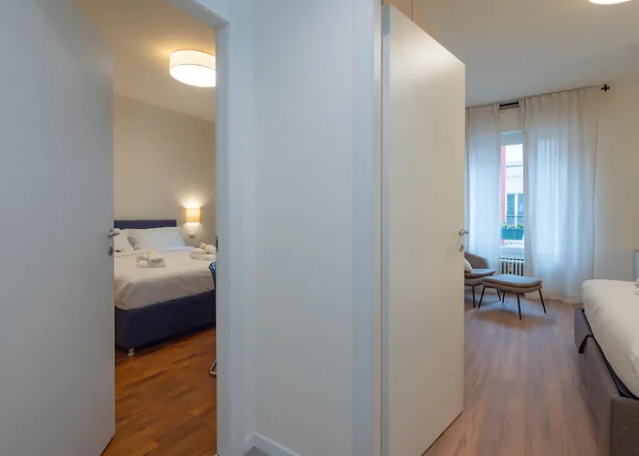 Spacious 2bdr With Balcony Arco-sempione Area, By Rentopolis Mailand
