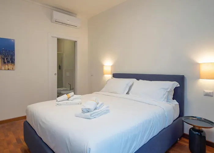 Spacious 2bdr With Balcony Arco-sempione Area, By Rentopolis