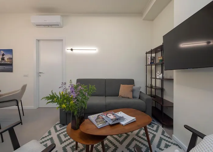 Spacious 2bdr With Balcony Arco-sempione Area, By Rentopolis