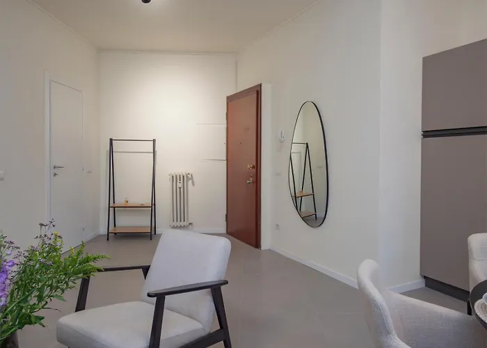 Spacious 2bdr With Balcony Arco-sempione Area, By Rentopolis Appartamento *