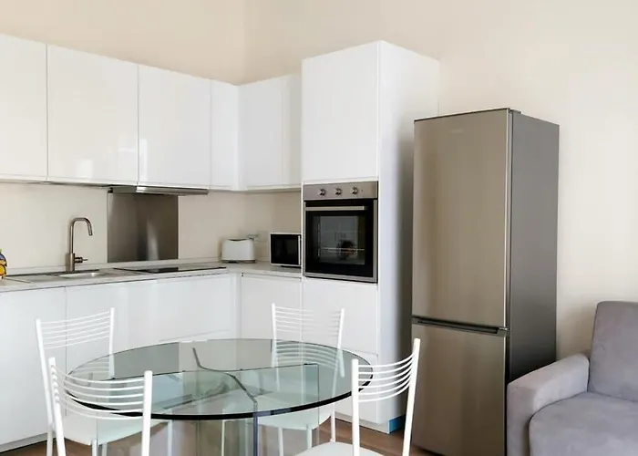 Center With Terrace * Milan