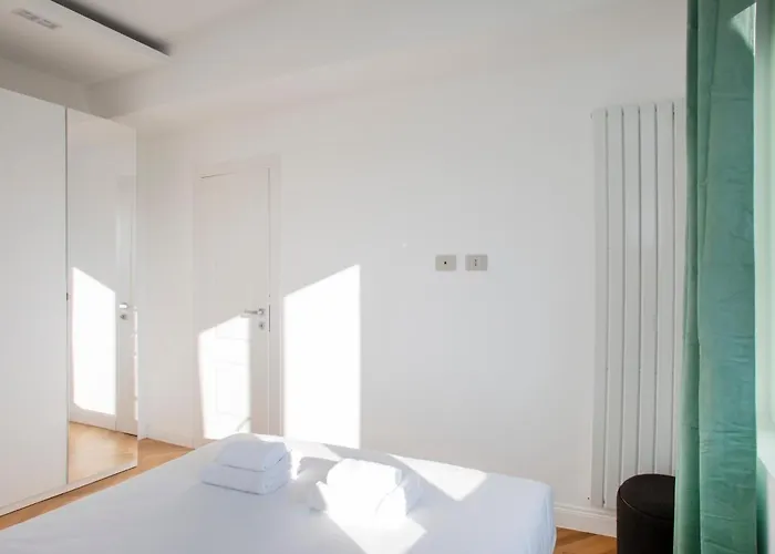 Fontana18 - Duomo View *