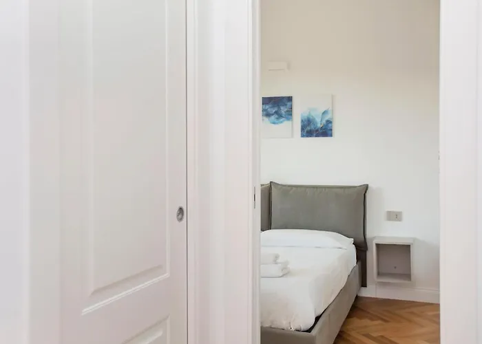 Fontana18 - Duomo View מילאנו