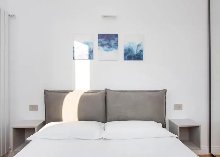 Fontana18 - Duomo View מילאנו