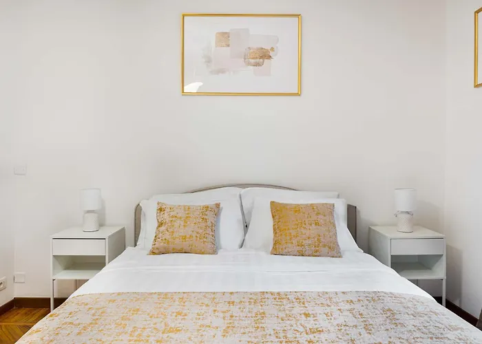 - 10 Min To Duomo Apartment *