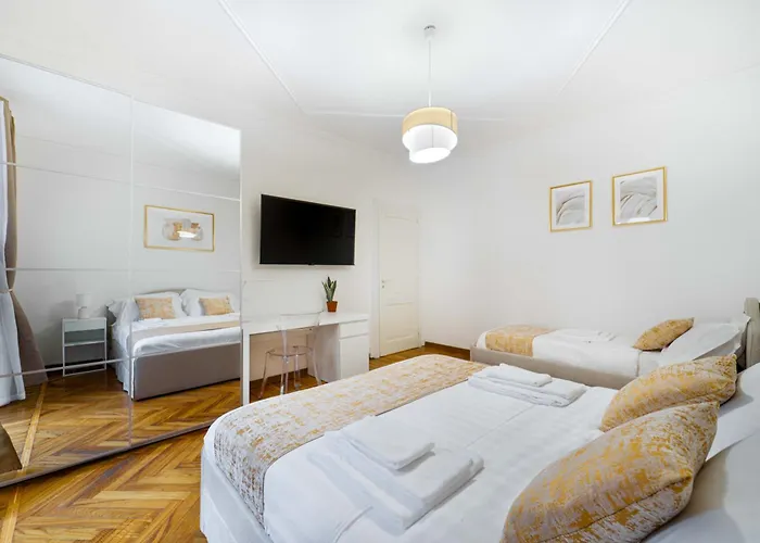 - 10 Min To Duomo Apartment Milan