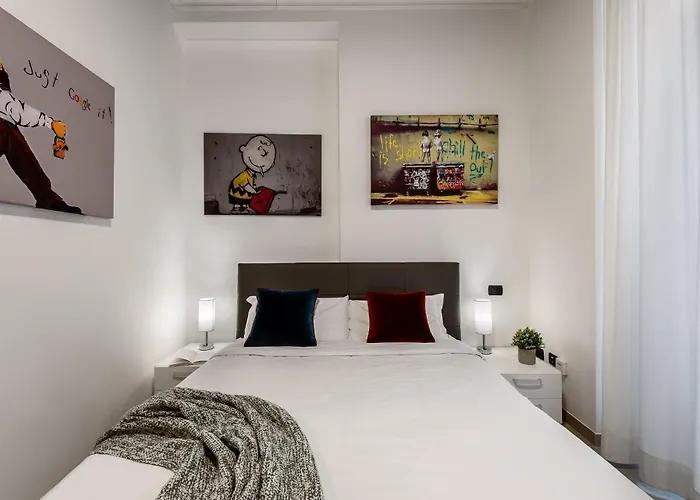 Stayeasy Pop Art Moscova - Brera & Downtown Walking Apartment