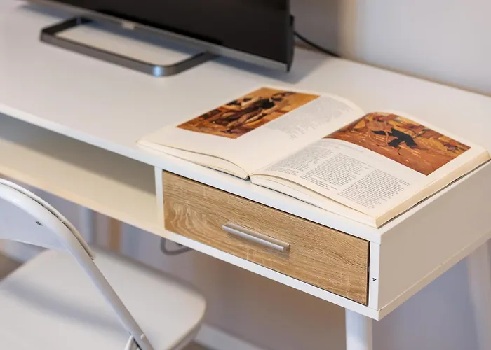 Modern For 4 In Historical Building - Duomo View