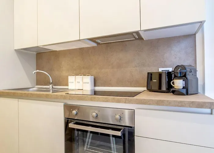 Duomo Stylish Double Near Metro * Milan