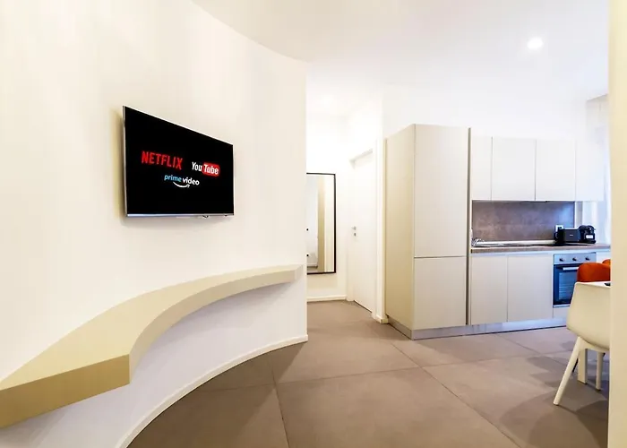 Duomo Stylish Double Near Metro