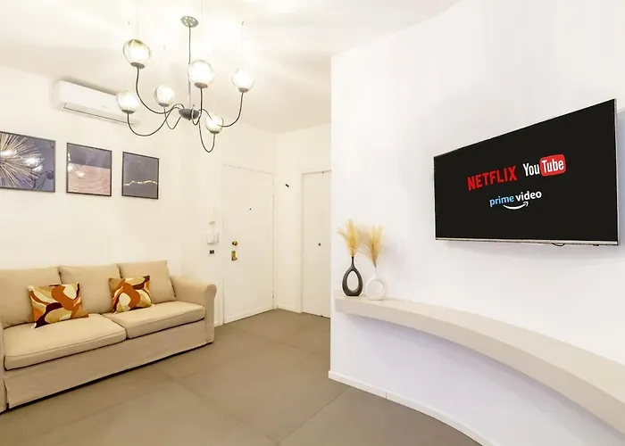 Duomo Stylish Double Near Metro * Milan