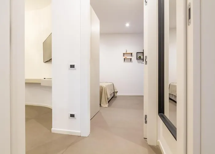 Апартаменты Duomo Stylish Double Near Metro