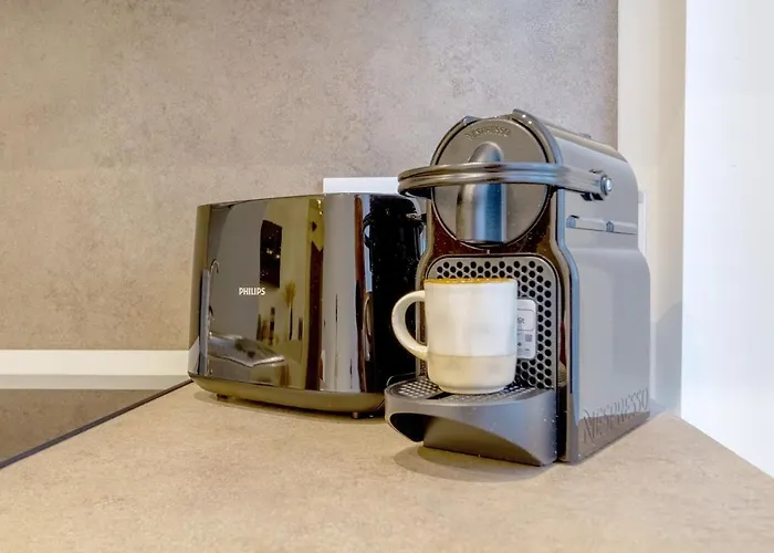 Duomo Stylish Double Near Metro Apartment Milan