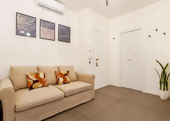 Duomo Stylish Double Near Metro Apartment *