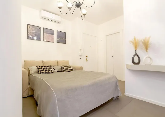 Apartment Duomo Stylish Double Near Metro Milan