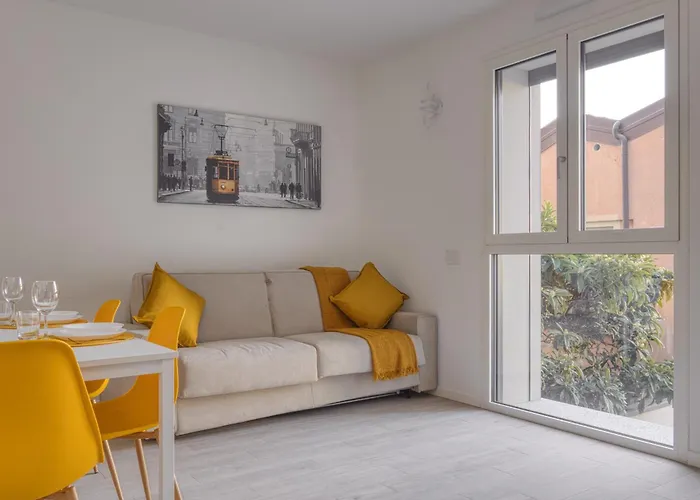 In Financial District 4 Pax *