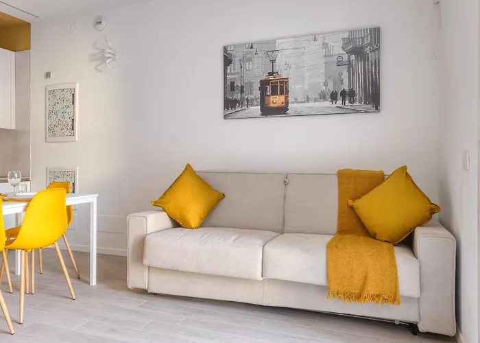 In Financial District 4 Pax 米兰