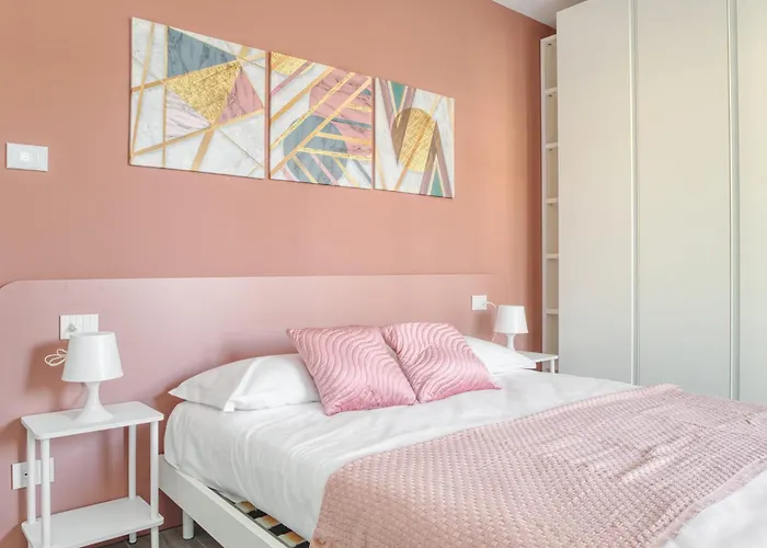 Apartment In Financial District 4 Pax Mailand