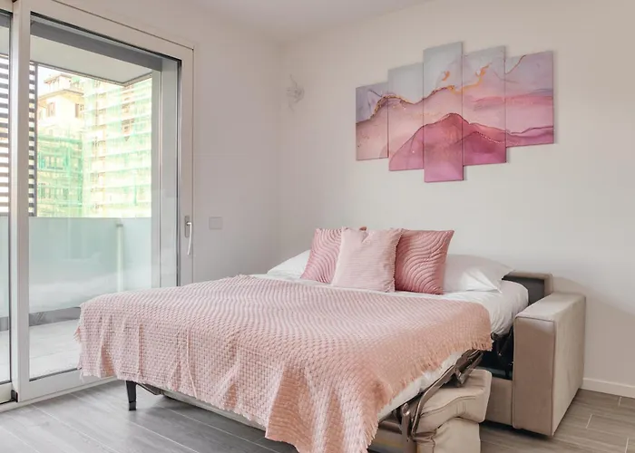 In Financial District 4 Pax *