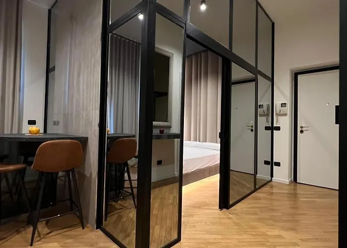 Brera Superior Near Duomo * Milánó