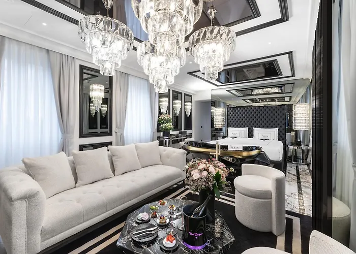 Hotel The Plein - Small Luxury Of The World 5*