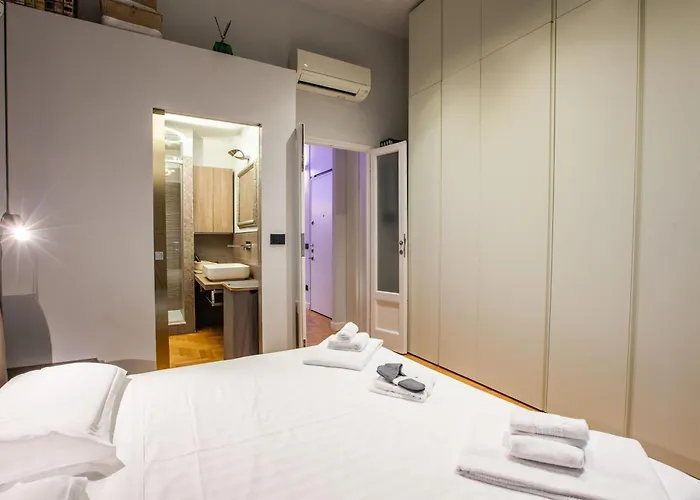 Boutique Con Cortile-design&fashion District 아파트 *