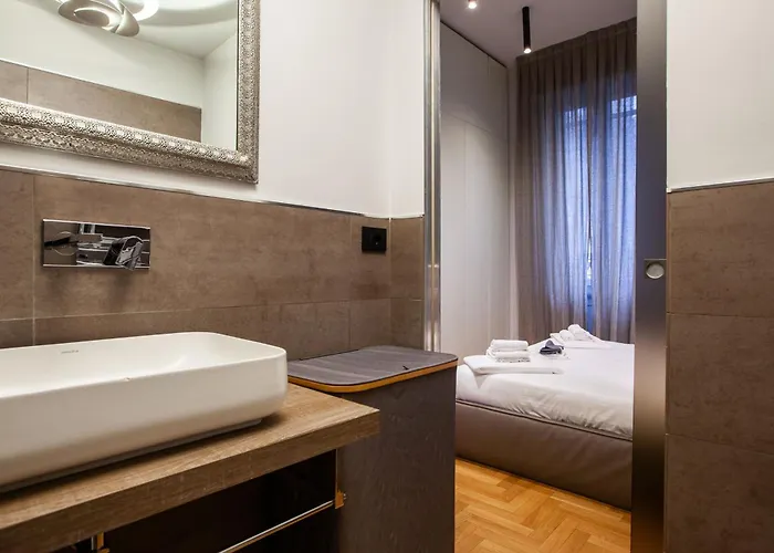 Boutique Con Cortile-design&fashion District *