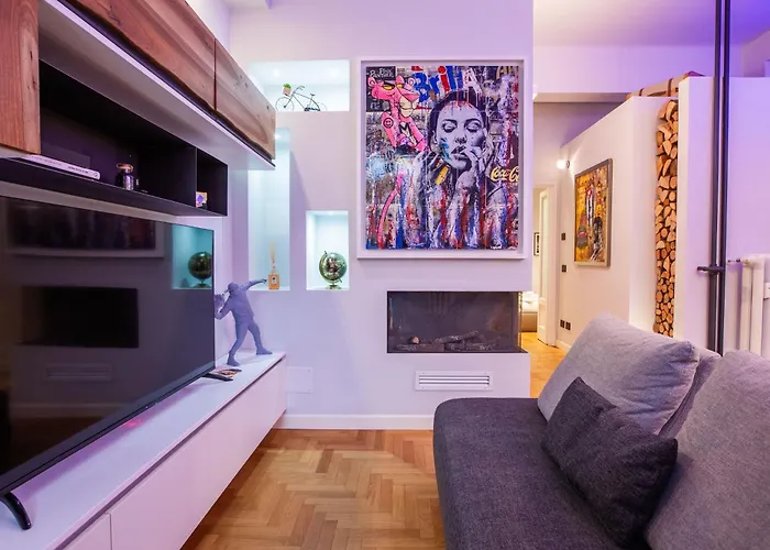 Boutique Con Cortile-design&fashion District