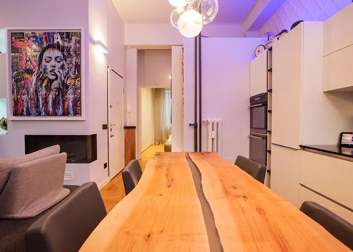 Boutique Con Cortile-design&fashion District Apartament