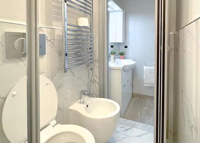 Rrrapido In Brera - Via Mercato Milão