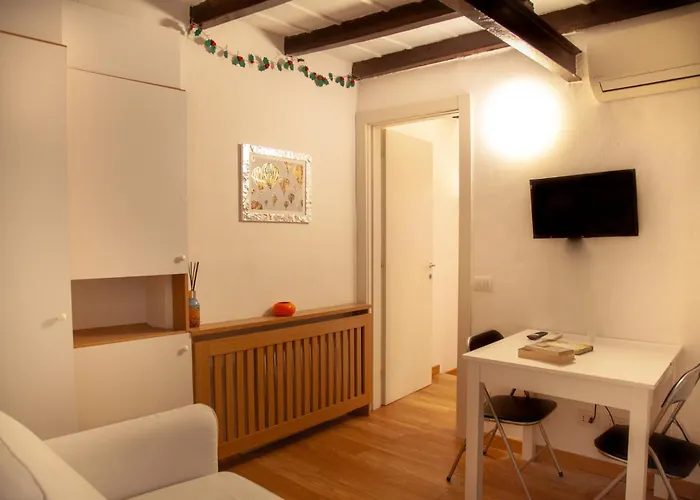 Rrrapido In Brera - Via Mercato Milánó