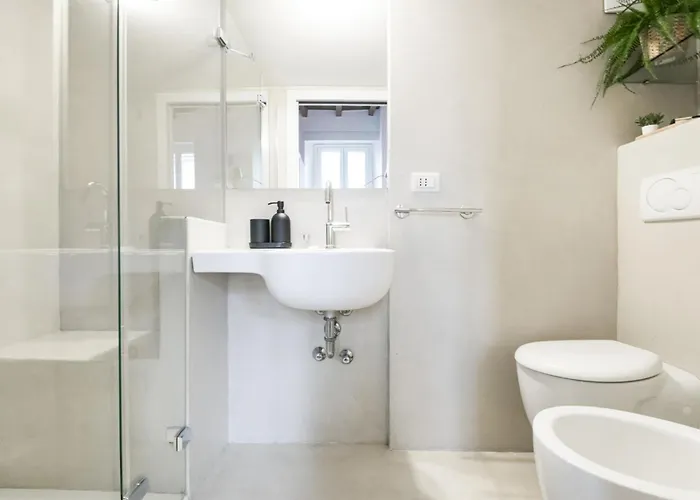 Easylife - - Ripa Ticinese 33 - Navigli * Milán