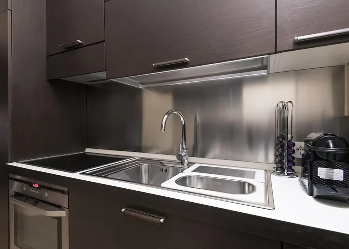 Easylife - - Mercato 5 - Brera *