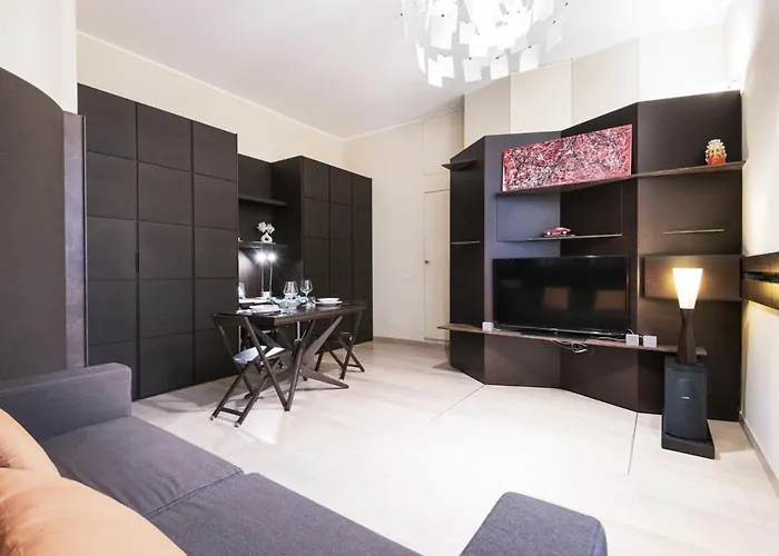 Easylife - - Mercato 5 - Brera Milan