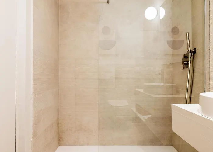 Easyhomes-city Centre