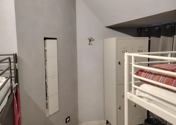 Lion University&youth 2 * Milano