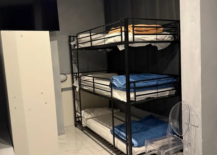 Lion University&youth 2 * Milano