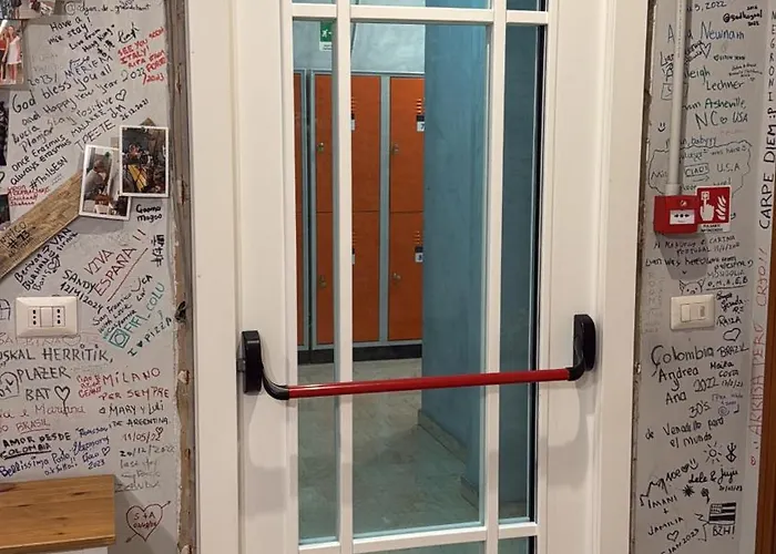 Lion University&youth 2 Gæstehus Milano