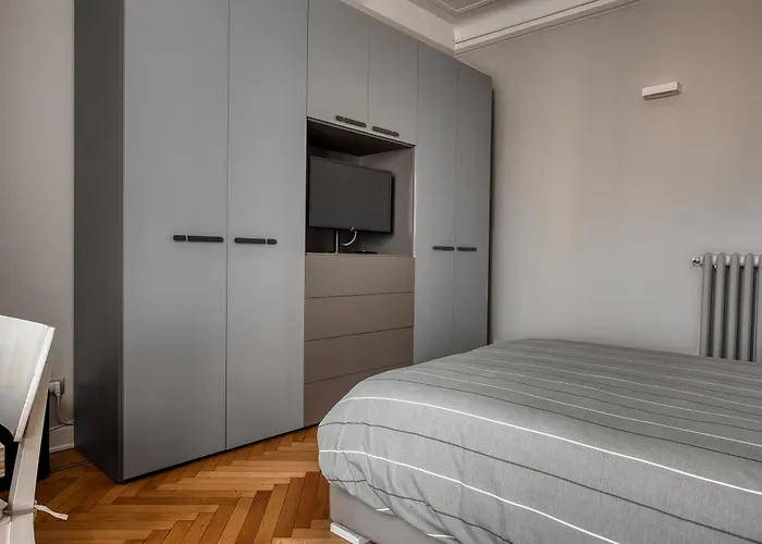 Navigli, 90 Square Meters, Free Parking Ripa Ticinese